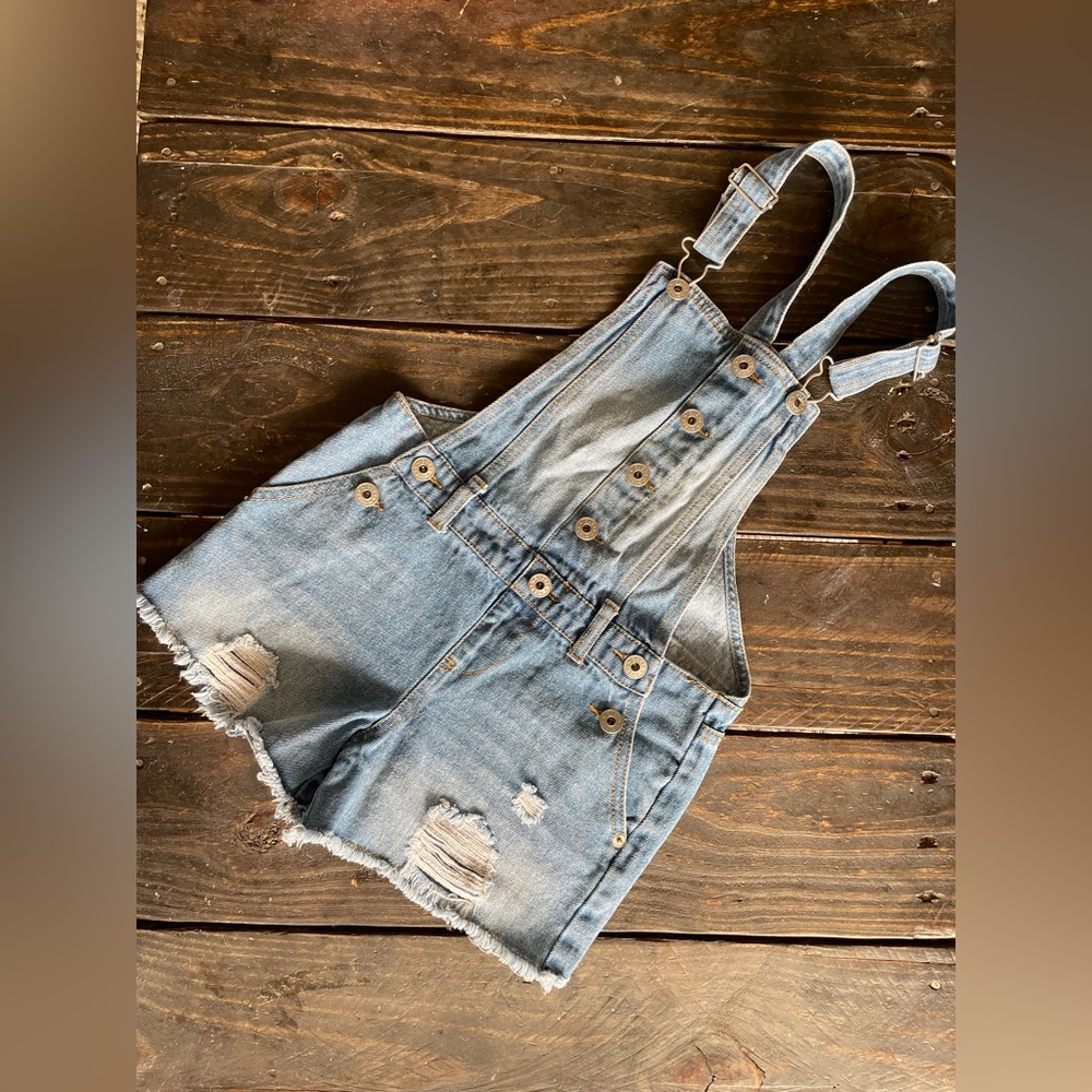 Guess girl’s denim overalls